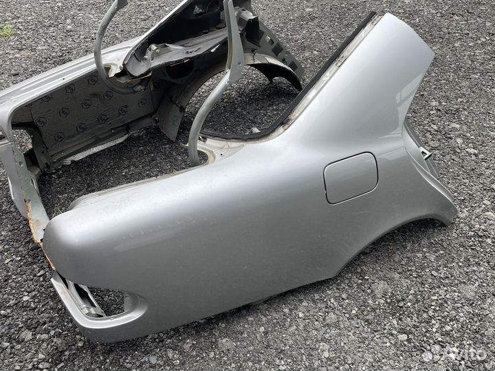 Крыло заднее левое Mercedes w210