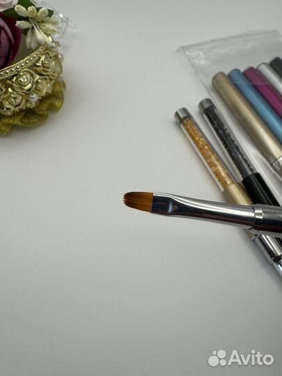 Набор щеток для маникюра