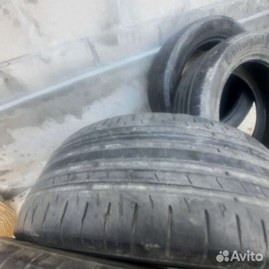 Continental ContiPremiumContact 5 215/55 R17 W