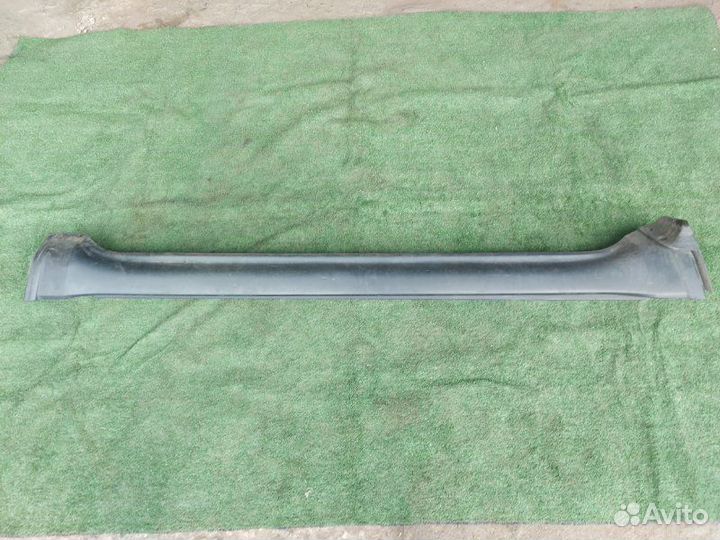 Накладка порога правая Jeep Grand Cherokee WK2