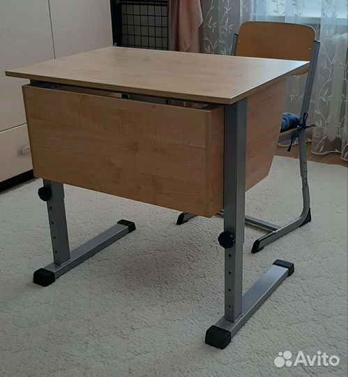 Стол ученический со стулом