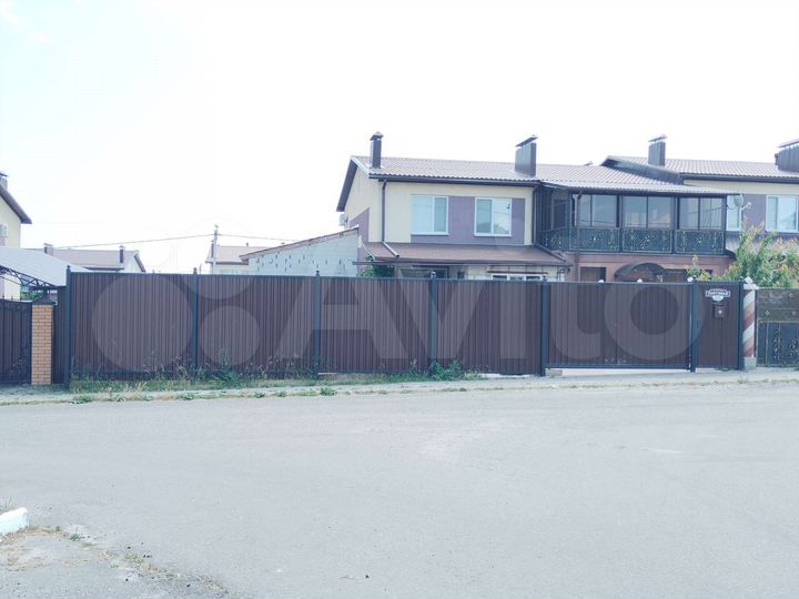 Таунхаус 64 м² на участке 2 сот.