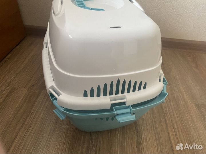 Переноска для животных пластиковая