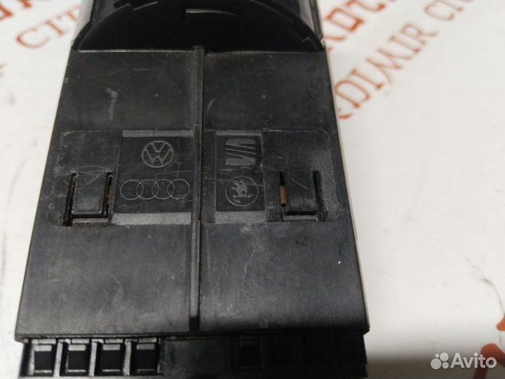 Переключатель света Audi A4 B7 универсал BWE 2007