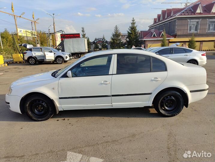 Skoda Superb 1.8 МТ, 2002, 218 000 км