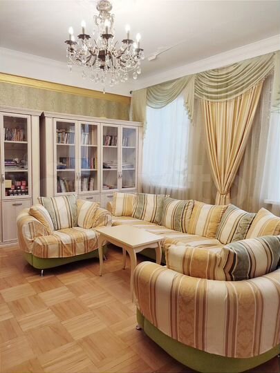 4-к. квартира, 250 м², 4/4 эт.