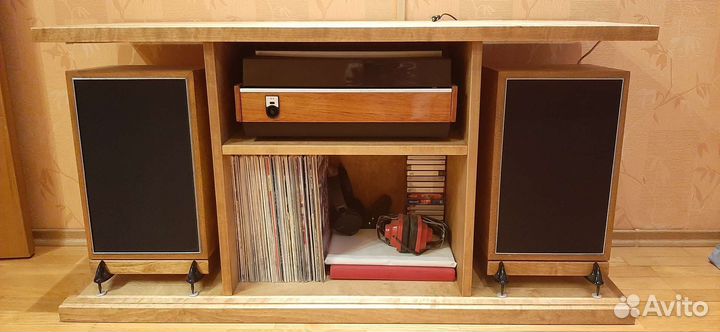 Виниловый проигрыватель Вега 101 с тумбой