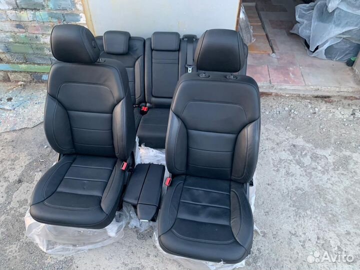 Продаю салон Mercedes