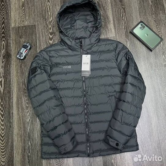 Демисезонные куртки Armani надежные