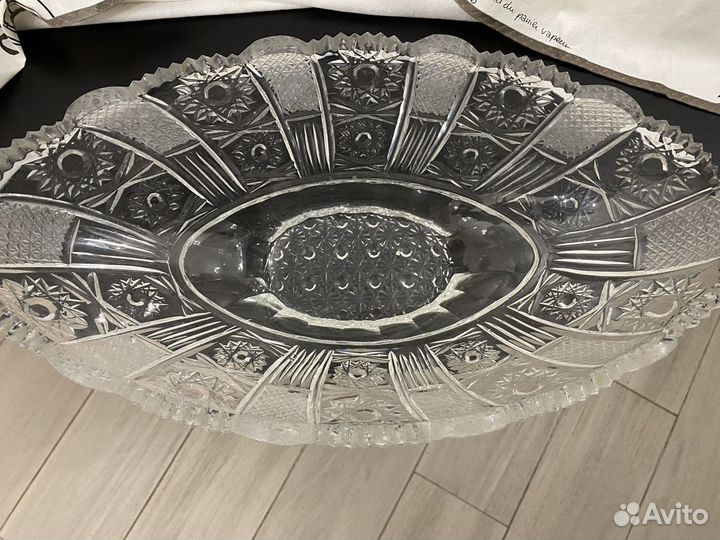 Ваза хрустальная для фруктов