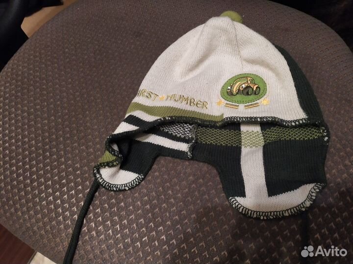 Демисезонная шапка на мальчика. Размер 54