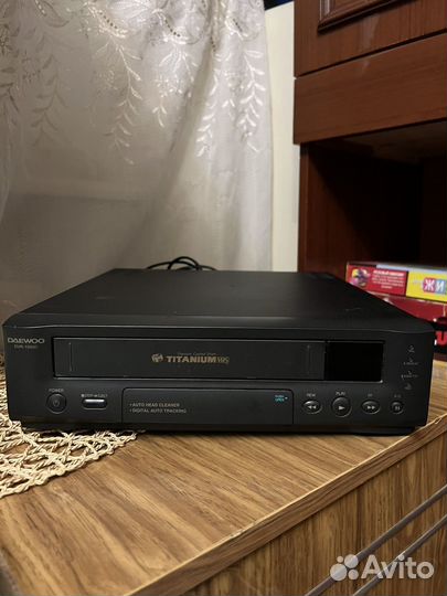 Видеомагнитофон daewoo dvr -1989D