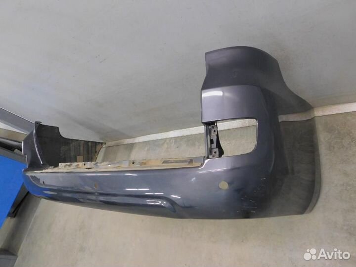 Бампер задний Toyota Land Cruiser