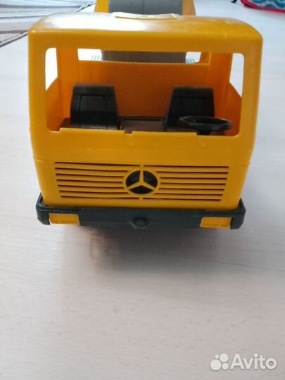 Детские игрушки