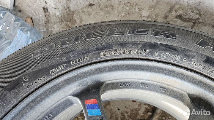 Bridgestone Dueler H/L 225/65 R17