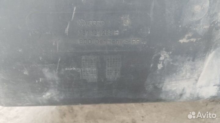 Радиатор охлаждения двигателя Volkswagen Passat