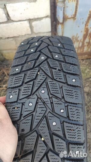 R14 Dunlop SP Winter Ice 02 175/65, PCD 4x98 DIA 58.6