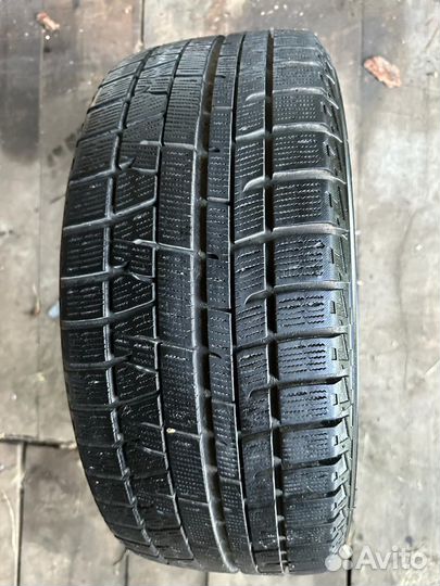Yokohama Ice Guard IG50+ 215/45 R17
