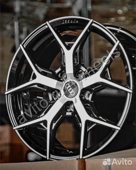 Кованые диски Audi A7 Q7 R19 наличие