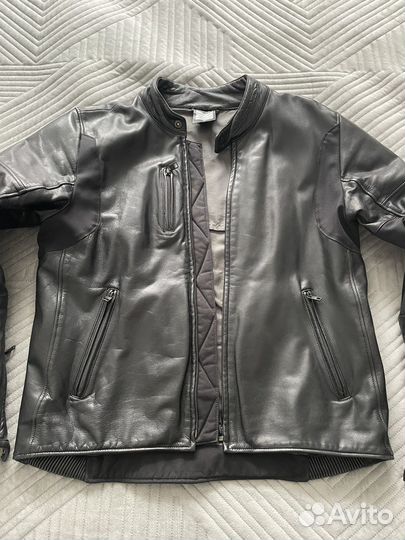 Мото куртка кожаная