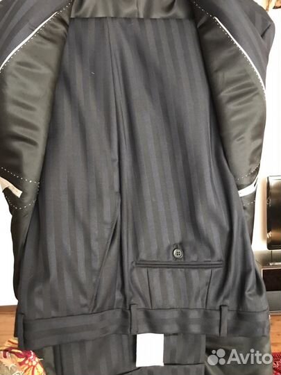 Классический костюм