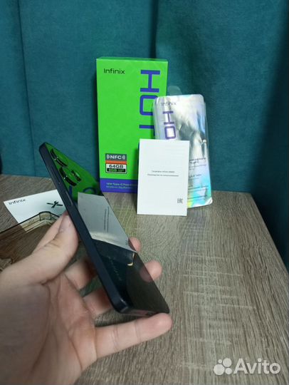 Infinix HOT 30i, 4/64 ГБ