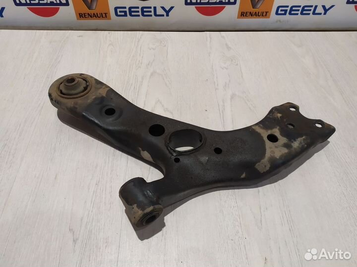 Рычаг подвески Geely emgrand X7 Лев