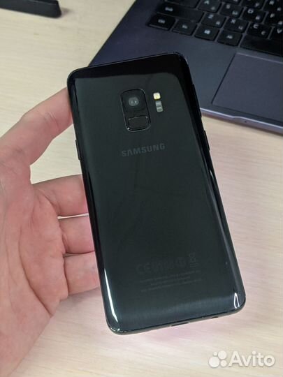 Samsung Galaxy S9, 4/64 ГБ