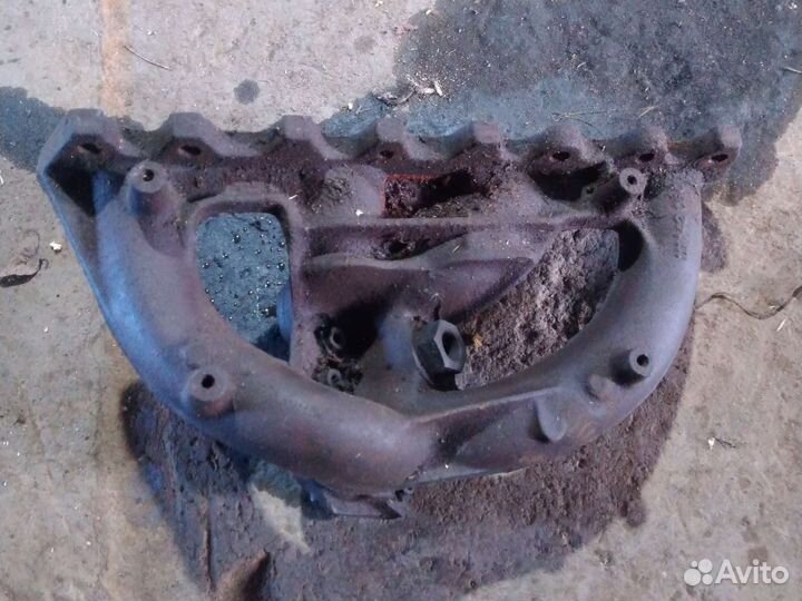 Коллектор выпускной Mercedes M111