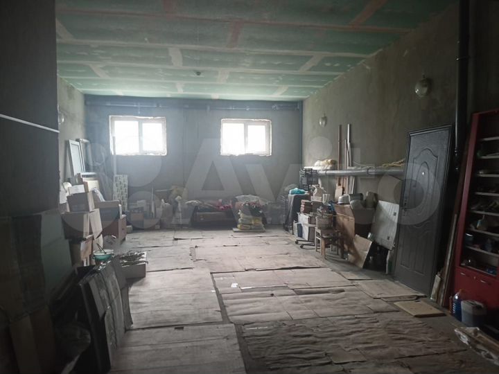 Гараж, > 30 м²