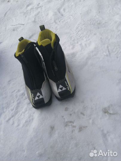 Лыжные ботинки fischer 31