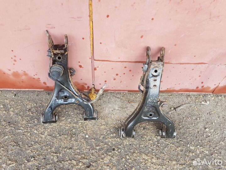 Рычаг задний верхний Range rover Vogue 3