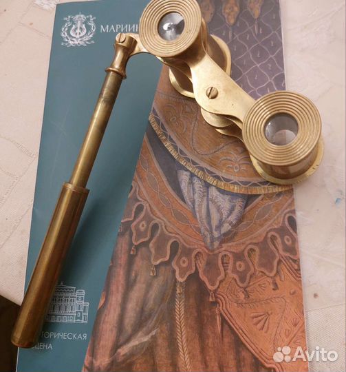 Винтажный бинокль лорнет