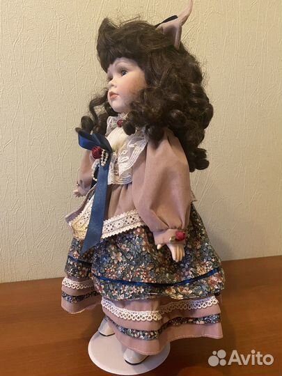 Фарфоровая кукла Remeco collection