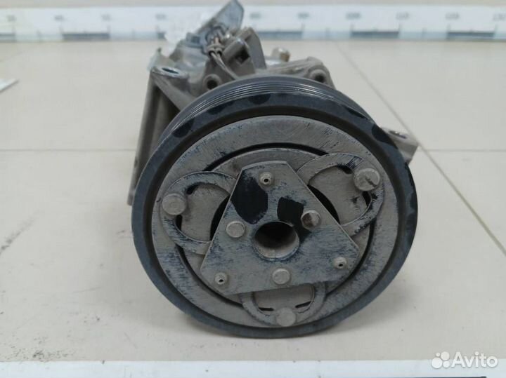 Компрессор кондиционера Nissan Terrano