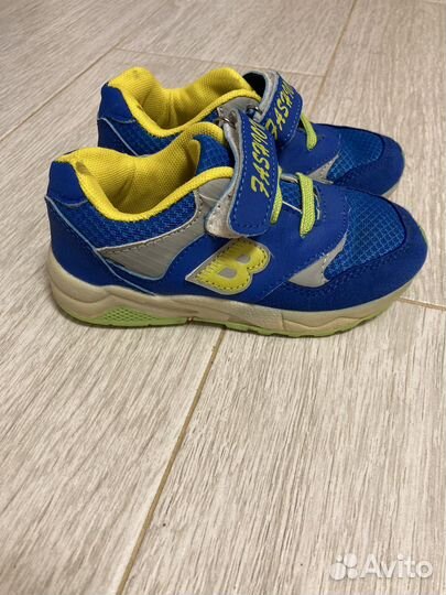 Обувь для мальчика 26 27 пакетом