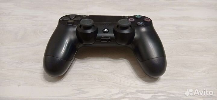Джойстик Sony PS4