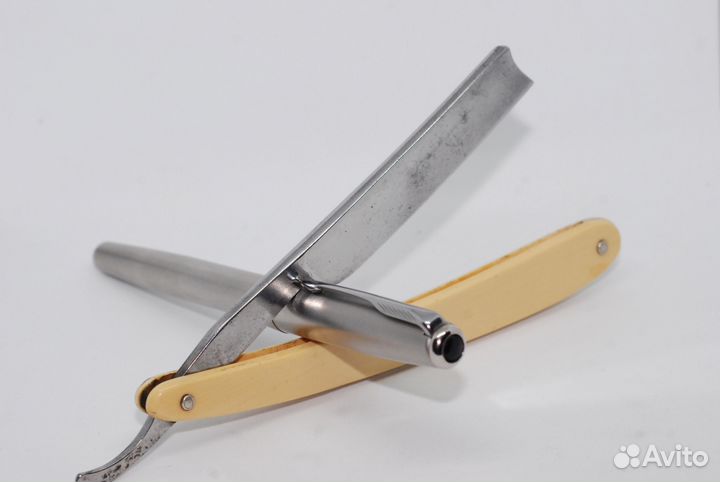 83 C Friedrich ERN. Немецкая военная бритва