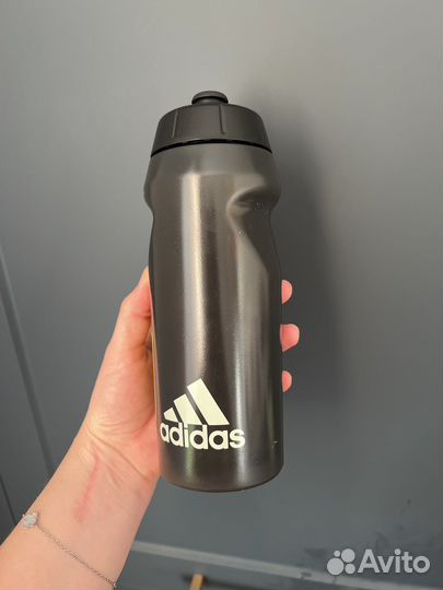 Спортивная бутылка для воды Adidas