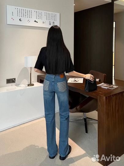 Джинсы Valentino