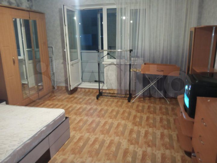 1-к. квартира, 42 м², 3/10 эт.