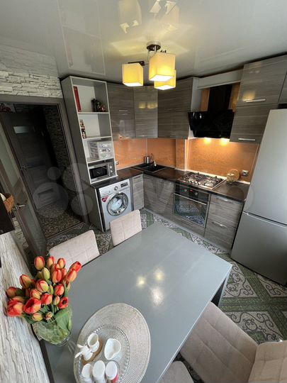 2-к. квартира, 41,8 м², 2/4 эт.