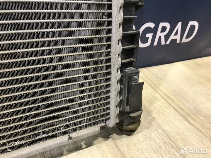 Радиатор охлаждения Ford Mondeo 4 2.0 aoba 2010