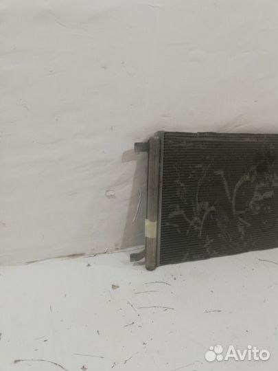 Радиатор кондиционера передний Skoda Octavia A7