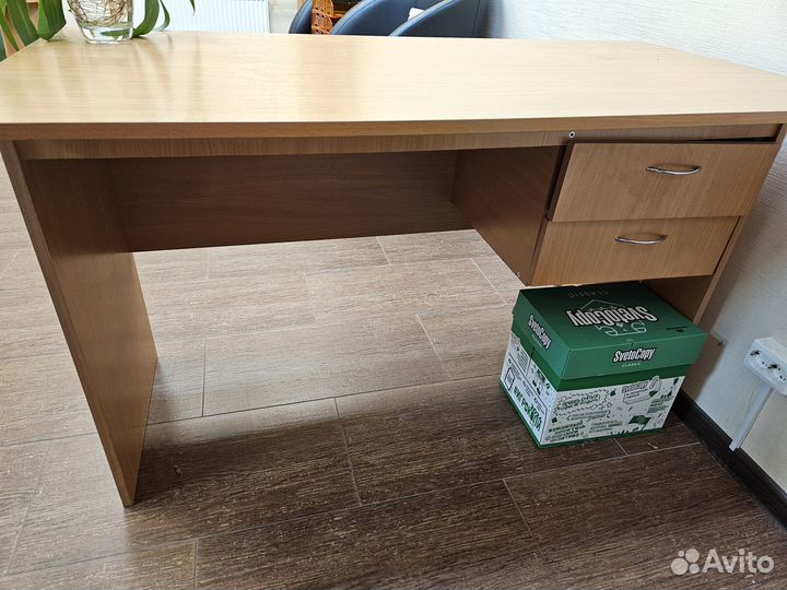 Офисная мебель бу столы тумбы шкафы