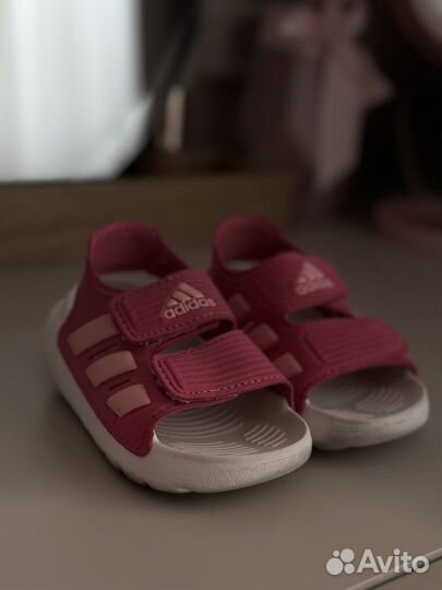 Сандали adidas 19