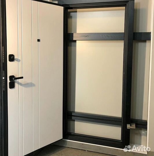 Дверь металлическая