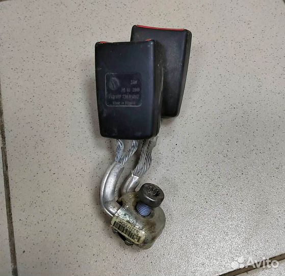 Замок задний Audi 100 C4