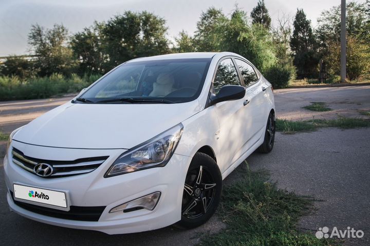 Hyundai Solaris 1.6 AT, 2015, 157 383 км