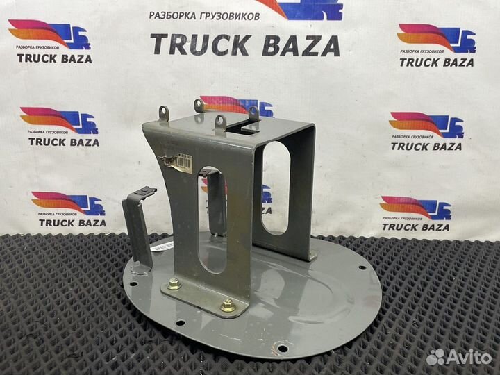 712W326206008 Кронштейн рычага кпп